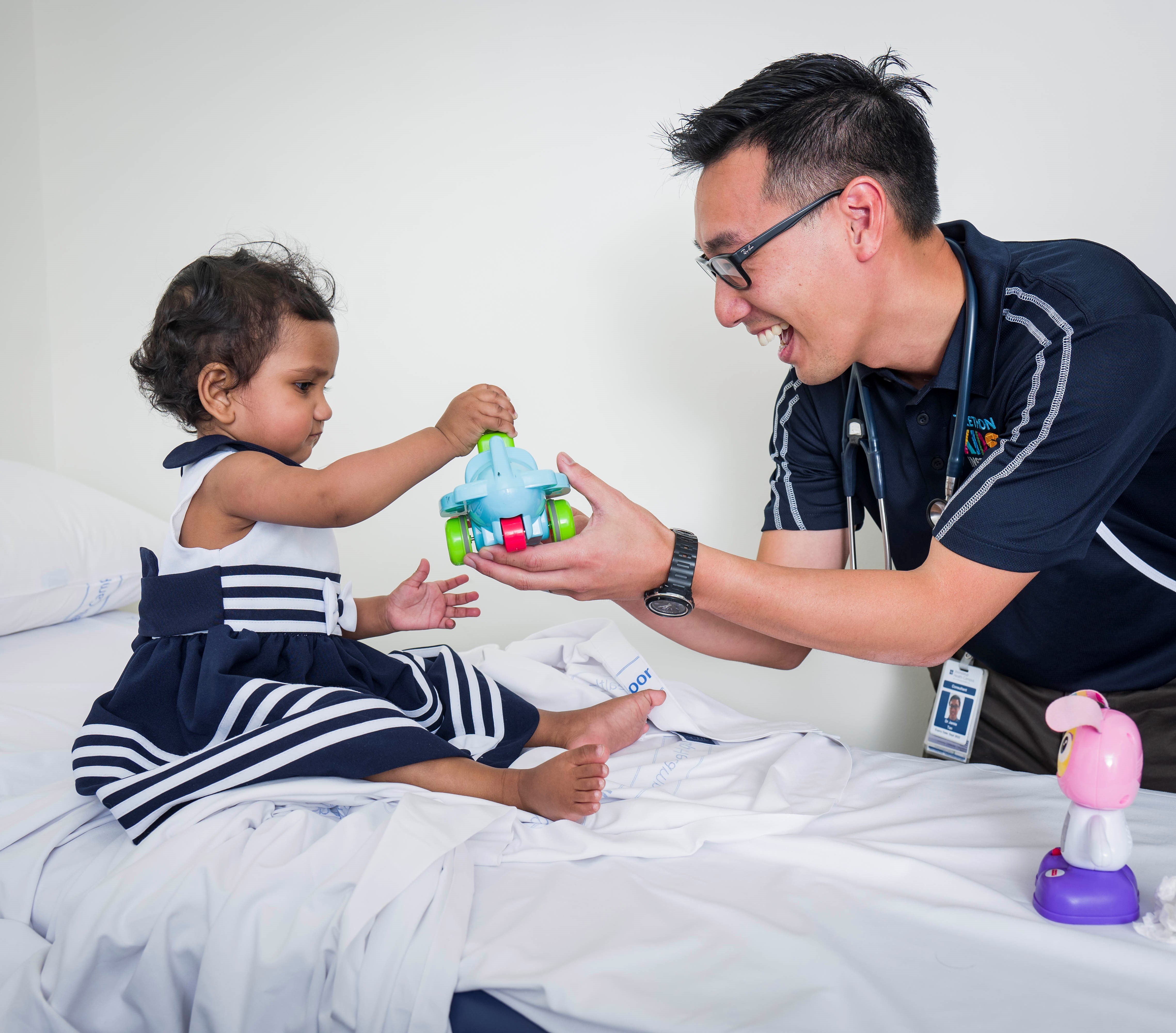 • IRON Child Project Lead and Head of Paediatrics at Joondalup Health Campus, Dr Jamie Tan, with one of ORIGINS’ one-year-old participants.